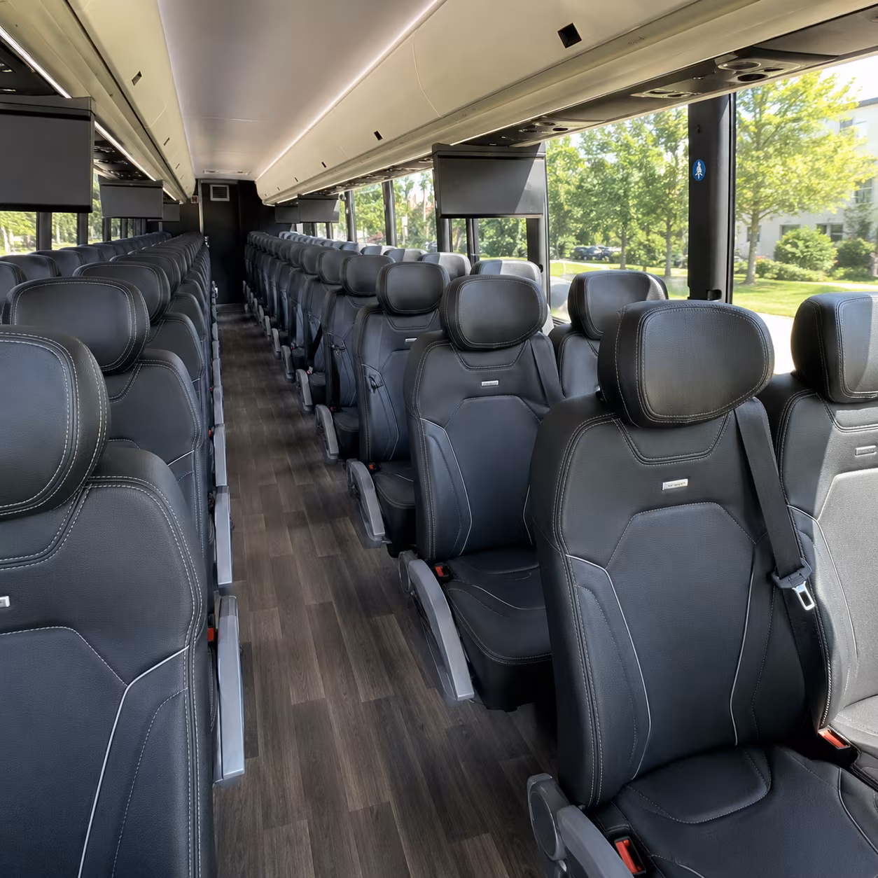 charter buses for vikings twins and timberwolves game days