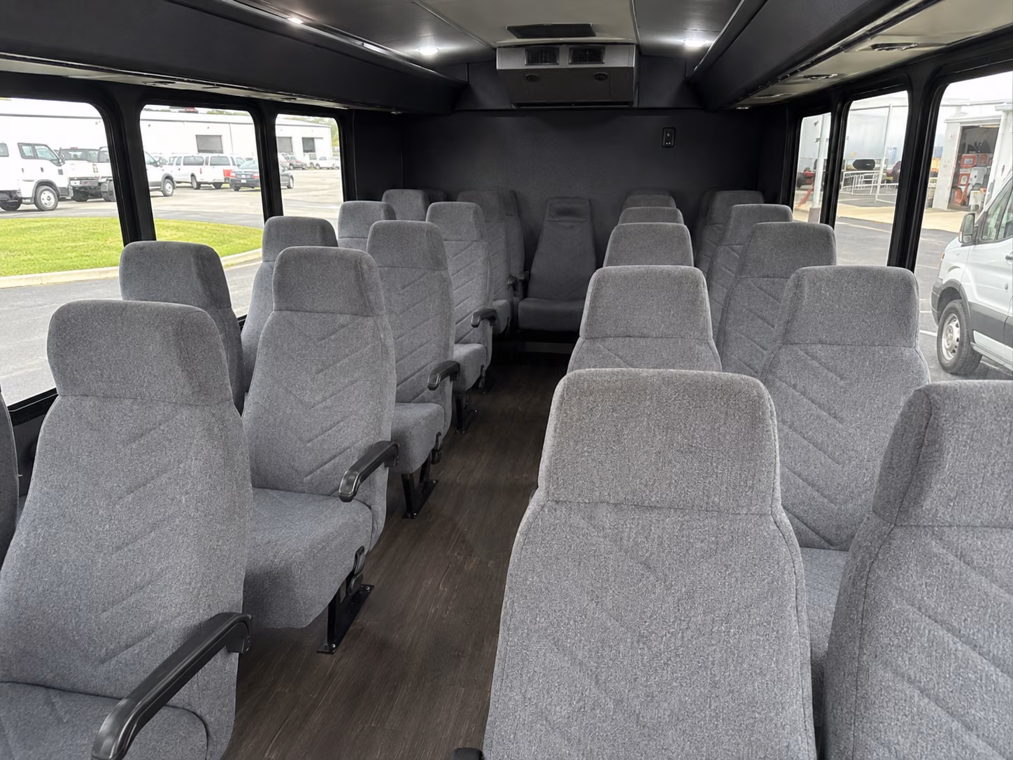 minneapolis 18 passenger minibus inside