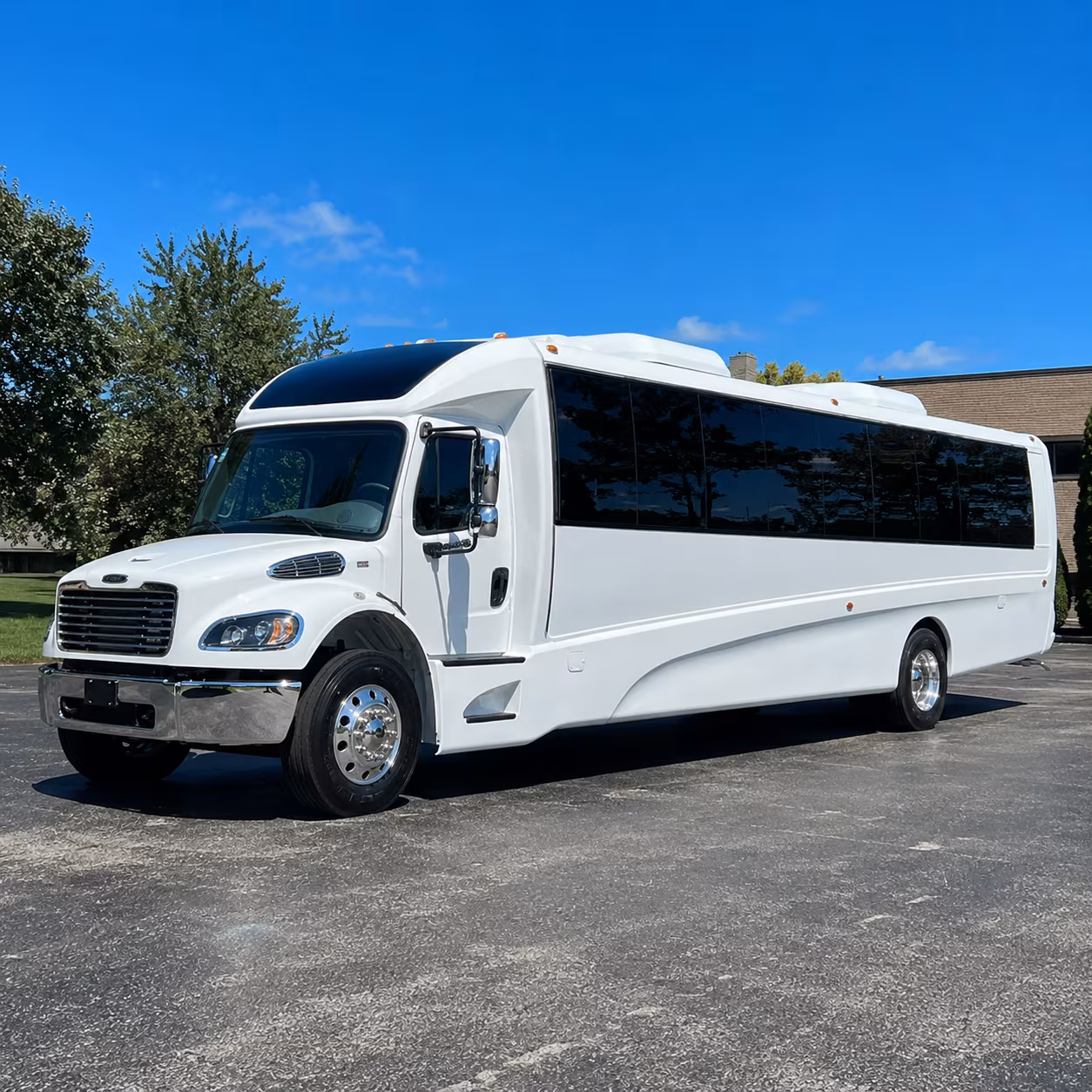 minneapolis 20 passenger minibus