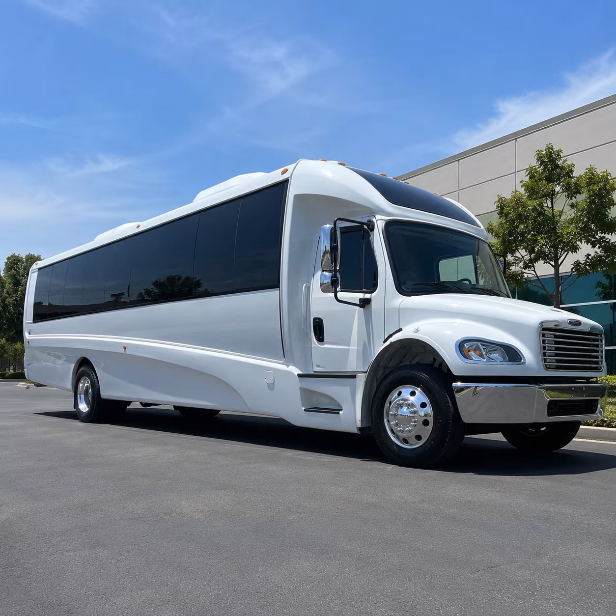 minneapolis 30 passenger minibus