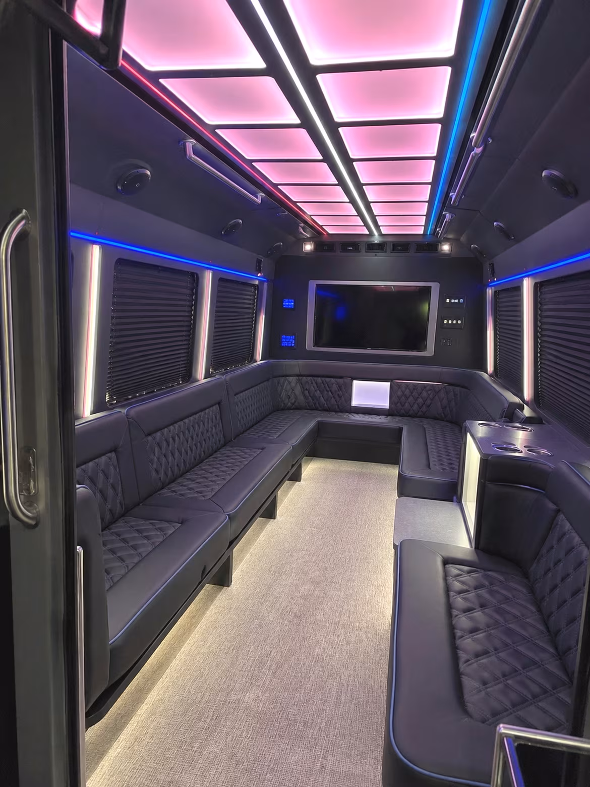 minneapolis holiday party bus rental