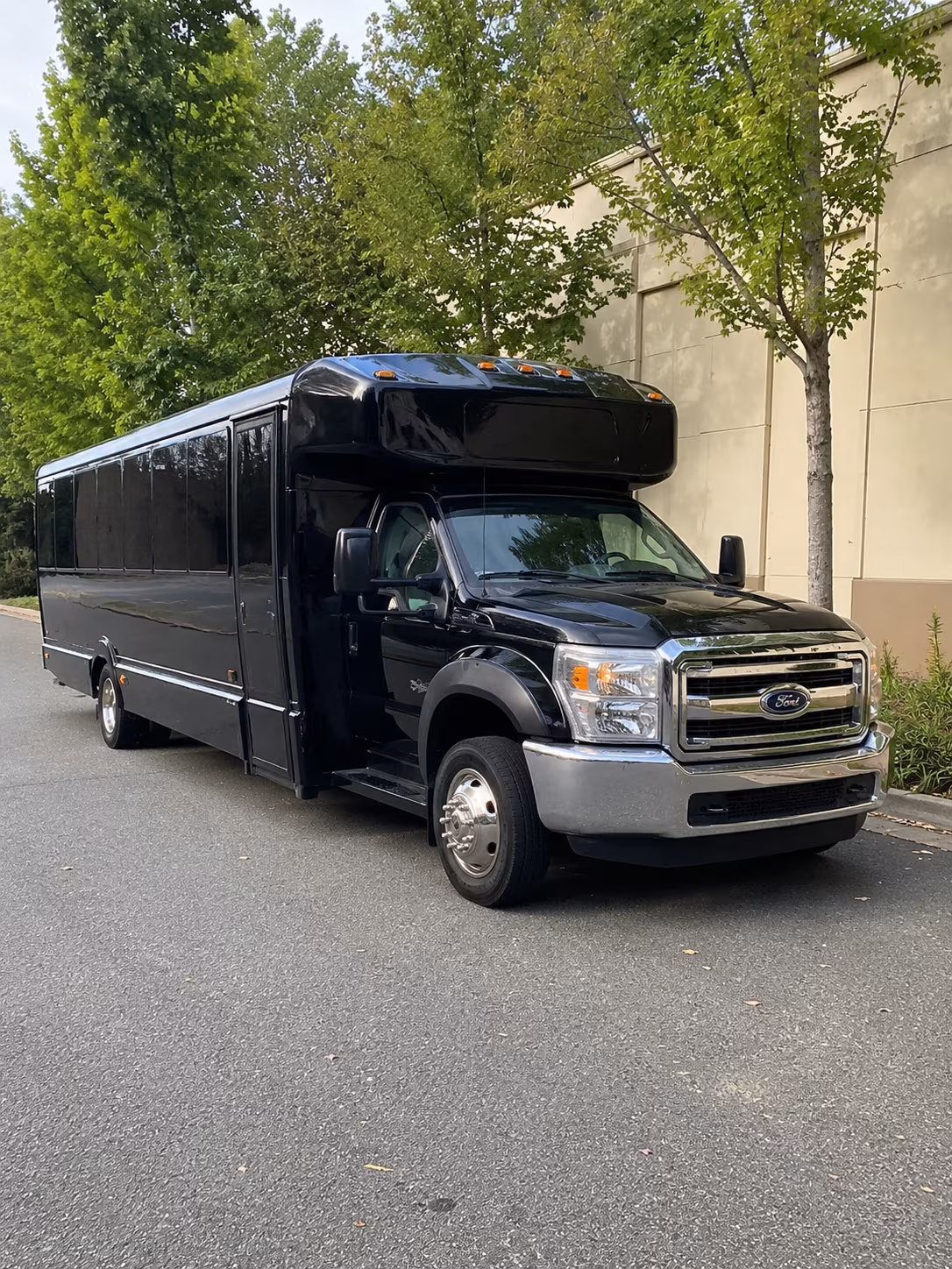 minneapolis sporting event party bus rental