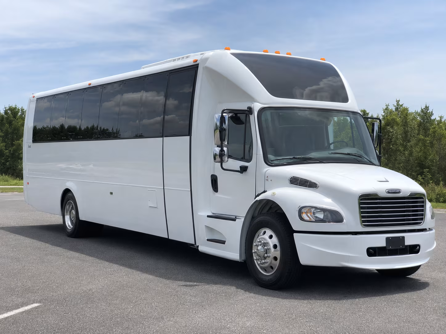 party bus rentals for minneapolis wedding parties and bridal groups