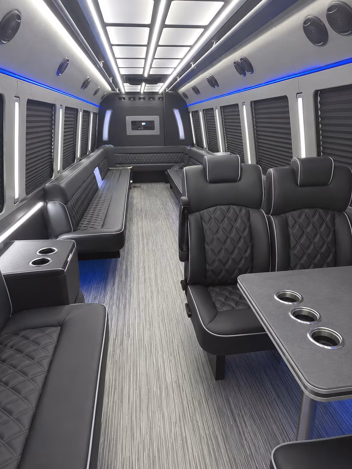 school field trip and educational event buses in minneapolis